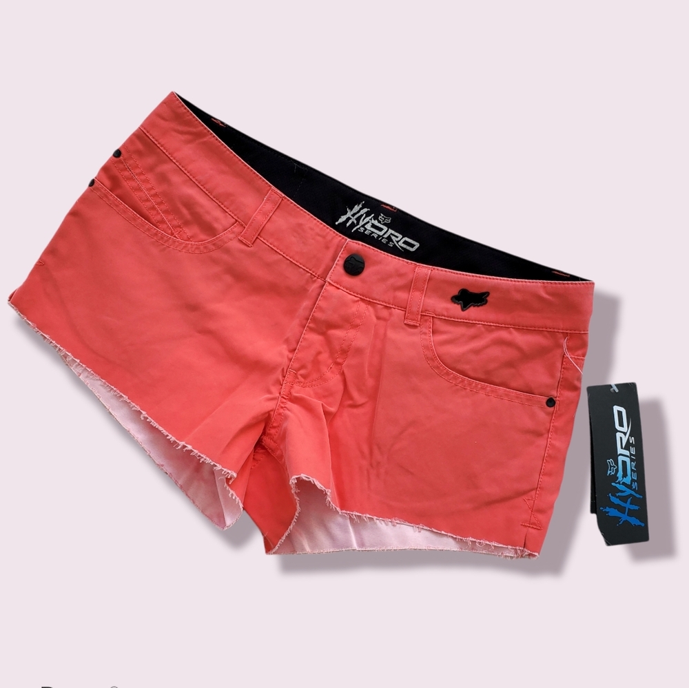2/30$ - NWT - FOX RACING - Women's Boardie